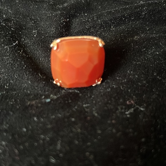 Square cushion checkerboard cut red agate ring copper - Picture 3 of 7